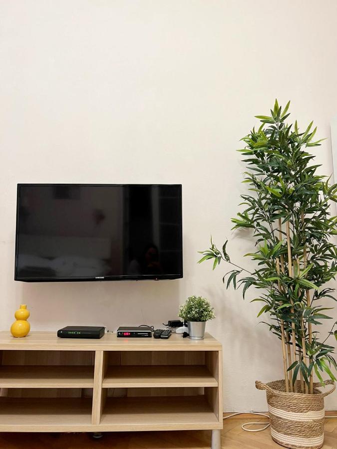 Modern Apartment Krakovska Prague Exterior photo